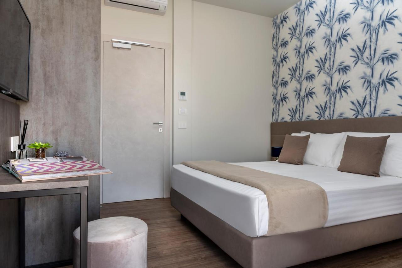 Civico25 Suite Hotel Габиче Маре Екстериор снимка
