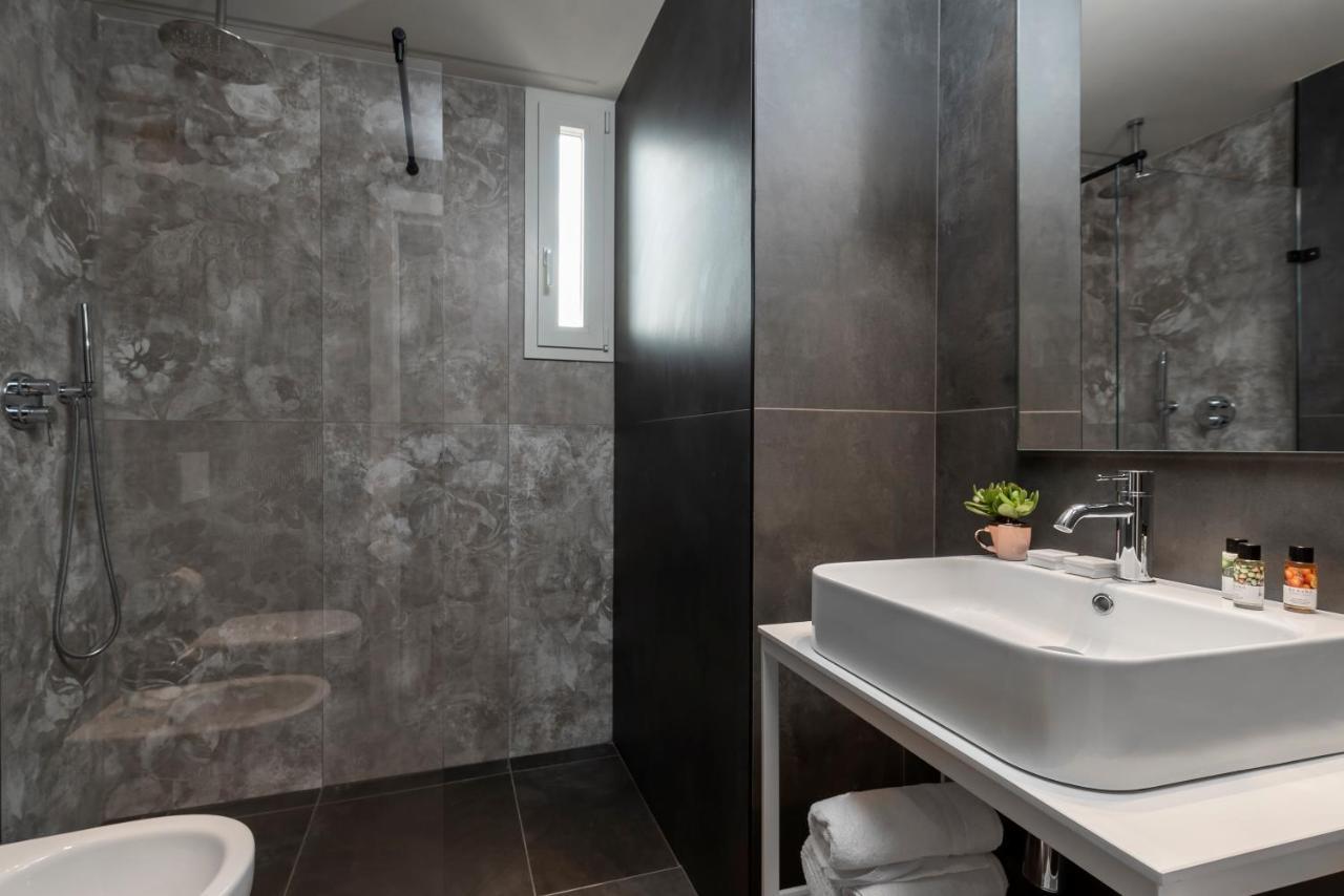 Civico25 Suite Hotel Габиче Маре Екстериор снимка
