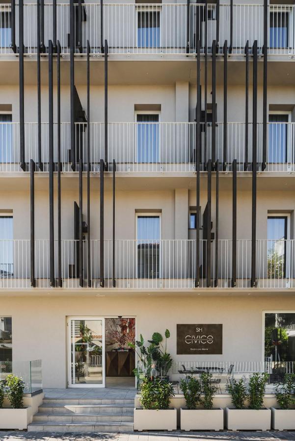 Civico25 Suite Hotel Габиче Маре Екстериор снимка
